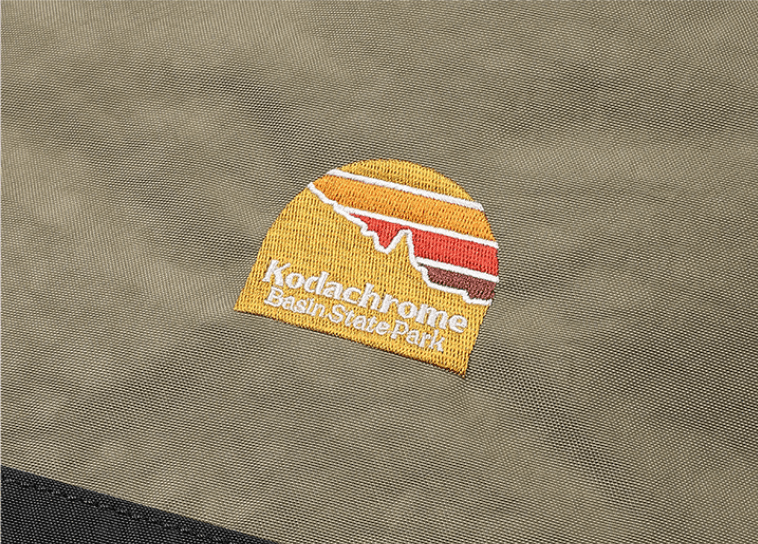 KODAK Kodachrome 水桶背包卡其色