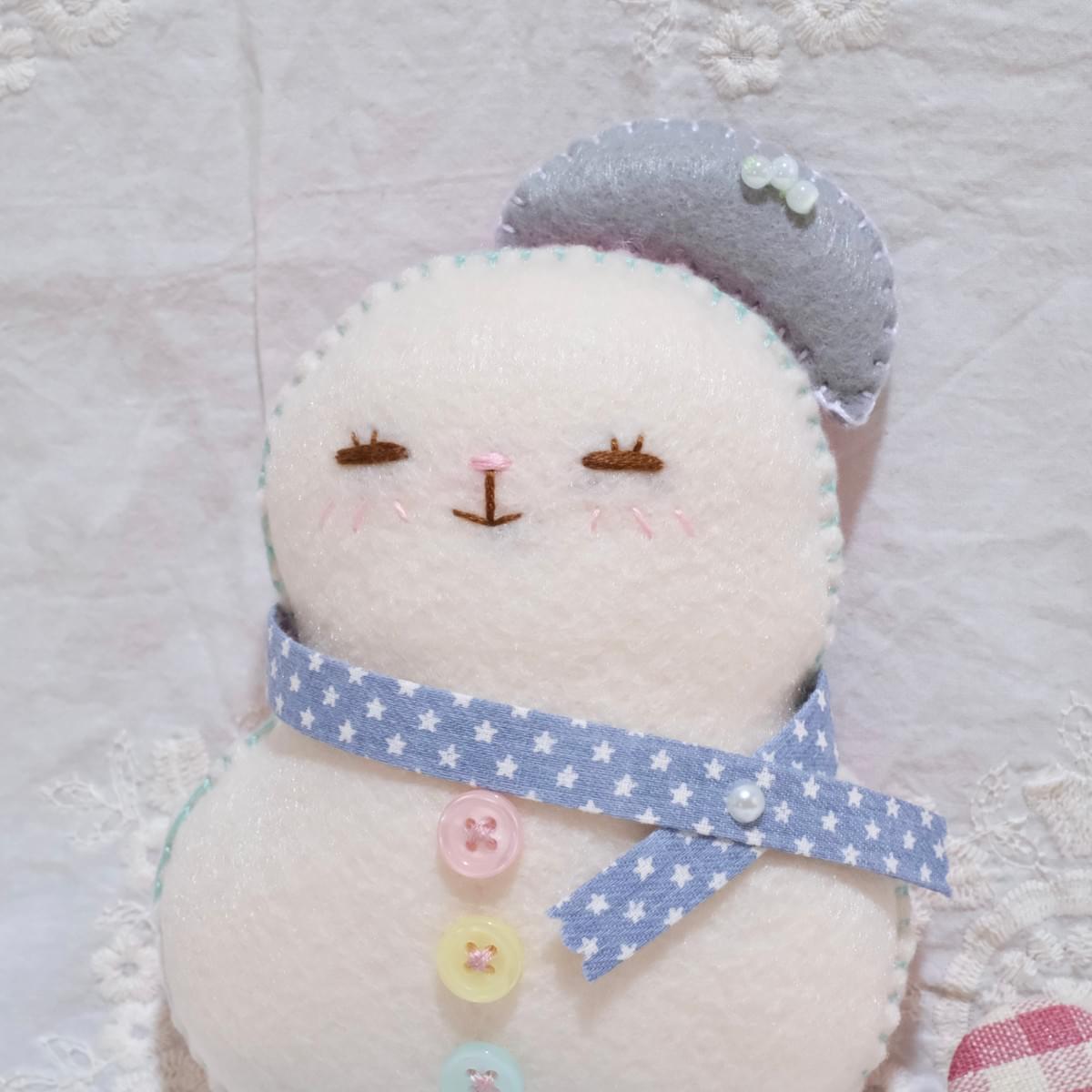 ★ 粉雪人娃娃