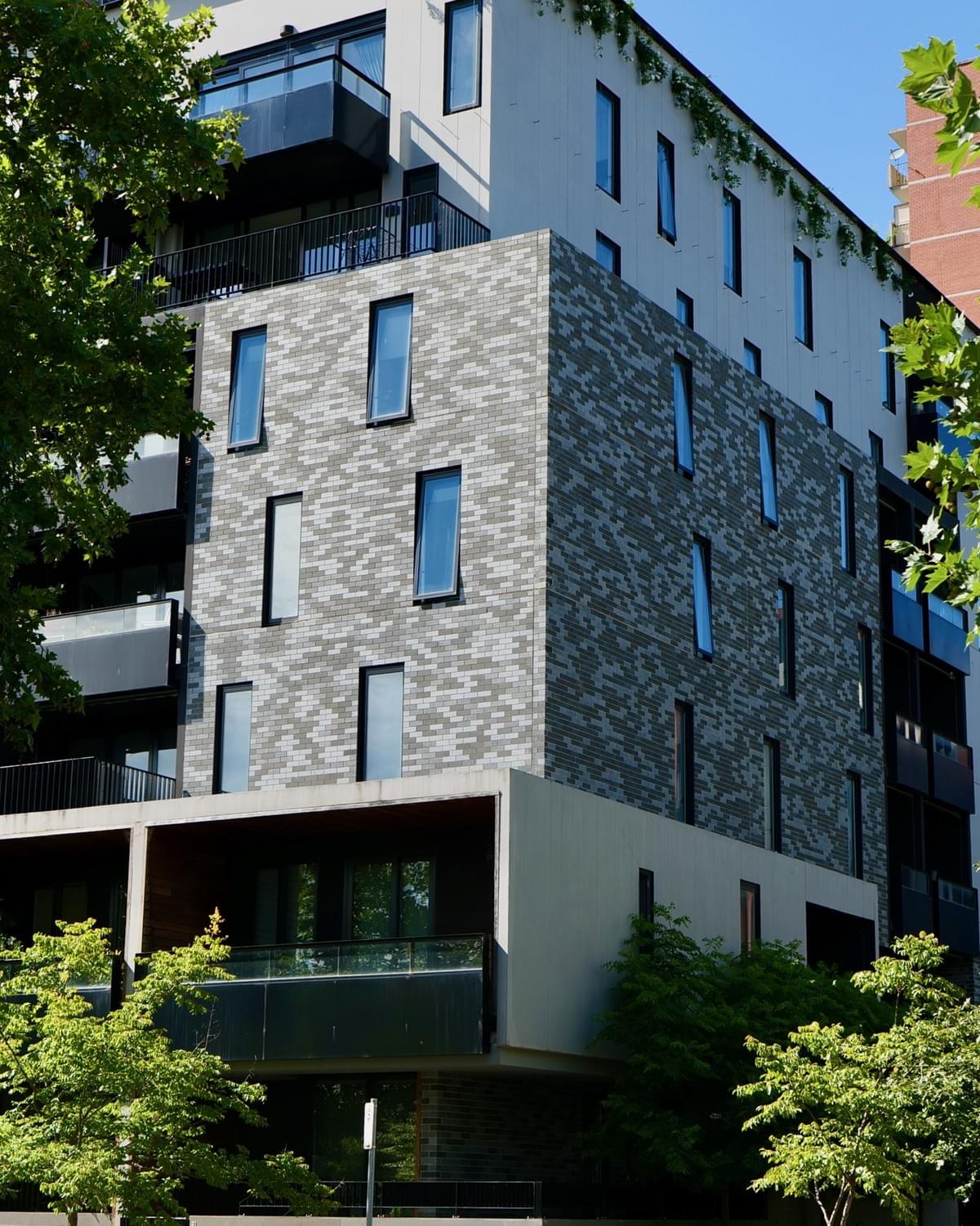 Face Bricks To Add Value As A Structural Style in Moder...