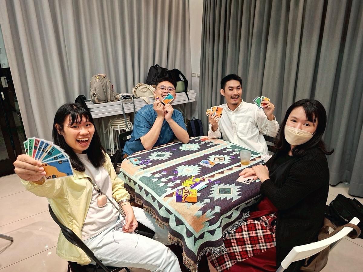 【活動花絮】週五晚上去玩桌遊的人，到底都在想什麼？解憂桌遊堂 暑假篇| 療寮生活館｜解憂桌遊堂｜台北｜桌遊｜療寮生活館