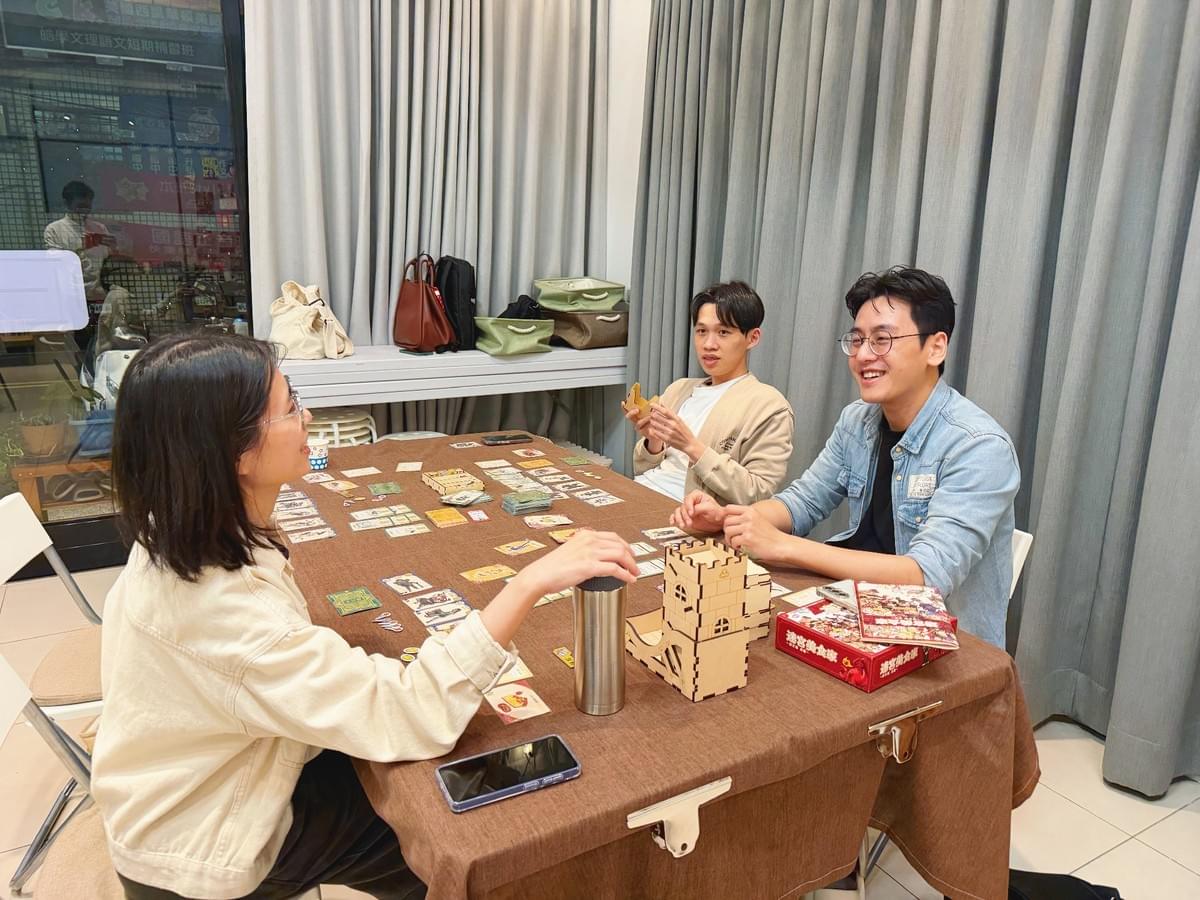【活動花絮】5/8 解憂桌遊堂：謝謝大家的支持！揭開新一頁| 療寮生活館｜解憂桌遊堂｜台北｜桌遊｜療寮生活館