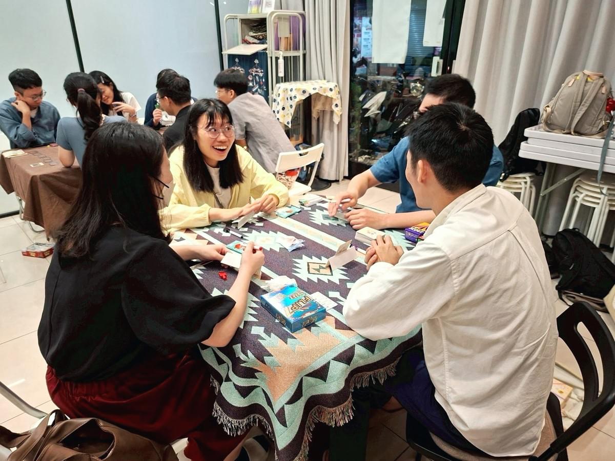 【活動花絮】週五晚上去玩桌遊的人，到底都在想什麼？解憂桌遊堂 暑假篇| 療寮生活館｜解憂桌遊堂｜台北｜桌遊｜療寮生活館