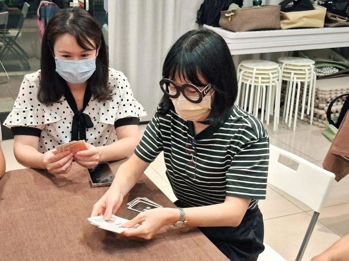 【活動花絮】週五晚上去玩桌遊的人，到底都在想什麼？解憂桌遊堂 暑假篇| 療寮生活館｜解憂桌遊堂｜台北｜桌遊｜療寮生活館