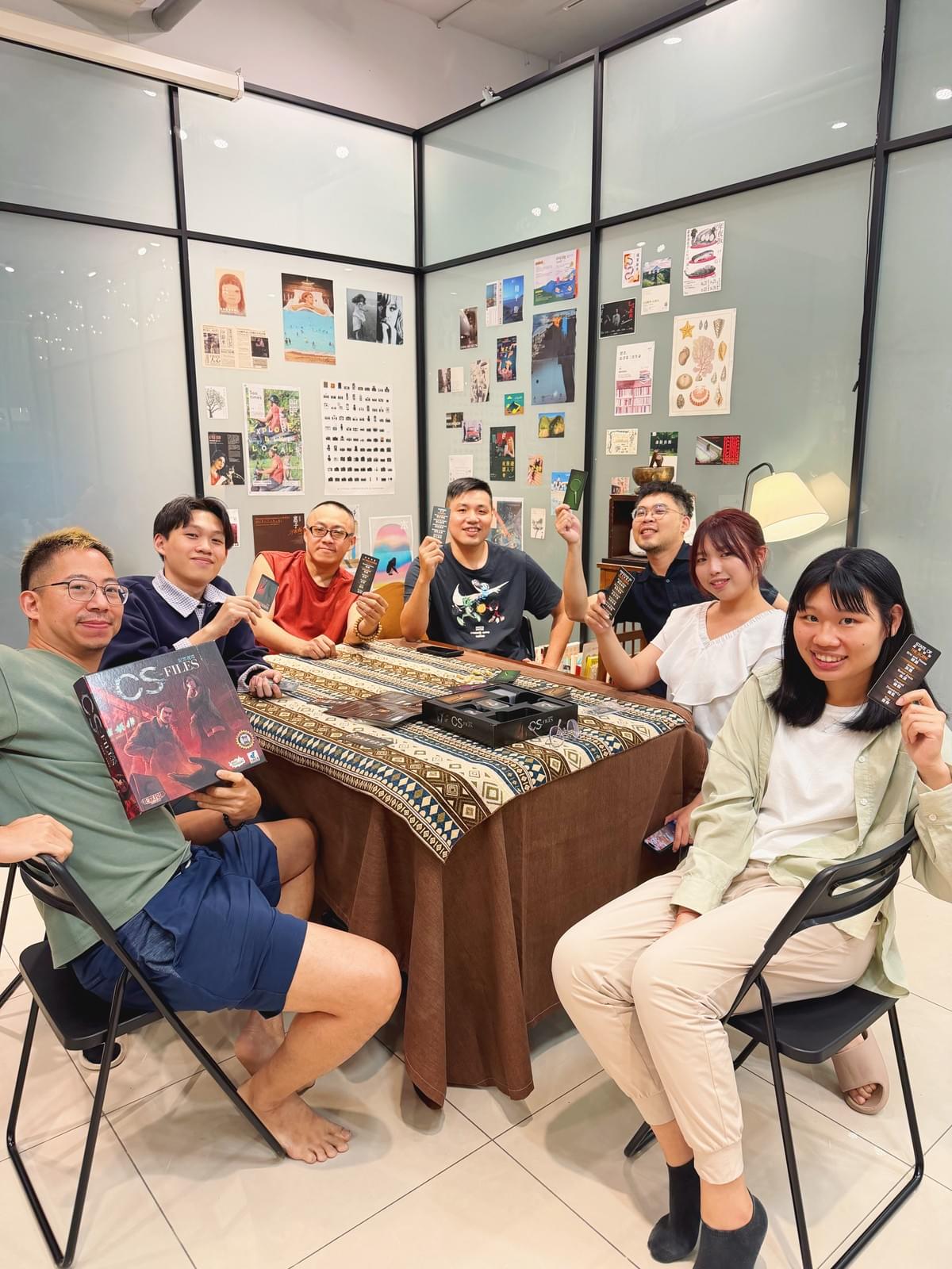 4/10 解憂桌遊堂回顧：犯罪現場 CS-Files 實測心得 | 療寮生活館｜解憂桌遊堂｜台北｜桌遊｜療寮生活館