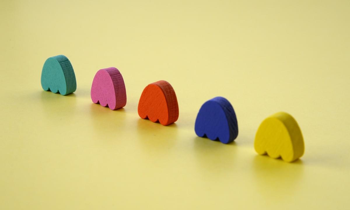 【桌遊推薦】Nine Tiles Panic 好玩嗎？👾 玩法規則＋開箱評測總整理！｜解憂桌遊堂｜台北桌遊｜輕鬆新手友善｜療寮生活館 Chitchat LIFE