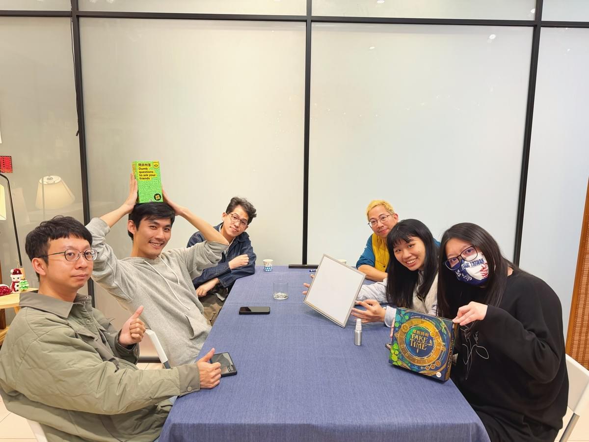 【活動花絮】2/27 解憂桌遊堂：開箱〈Take Time 掌握時刻〉與〈問非所答〉｜解憂桌遊堂｜台北｜桌遊｜療寮生活館