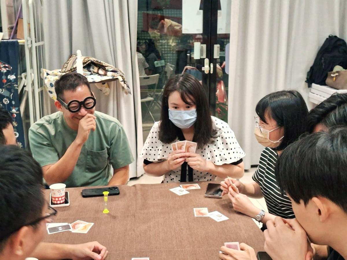 【活動花絮】週五晚上去玩桌遊的人，到底都在想什麼？解憂桌遊堂 暑假篇| 療寮生活館｜解憂桌遊堂｜台北｜桌遊｜療寮生活館