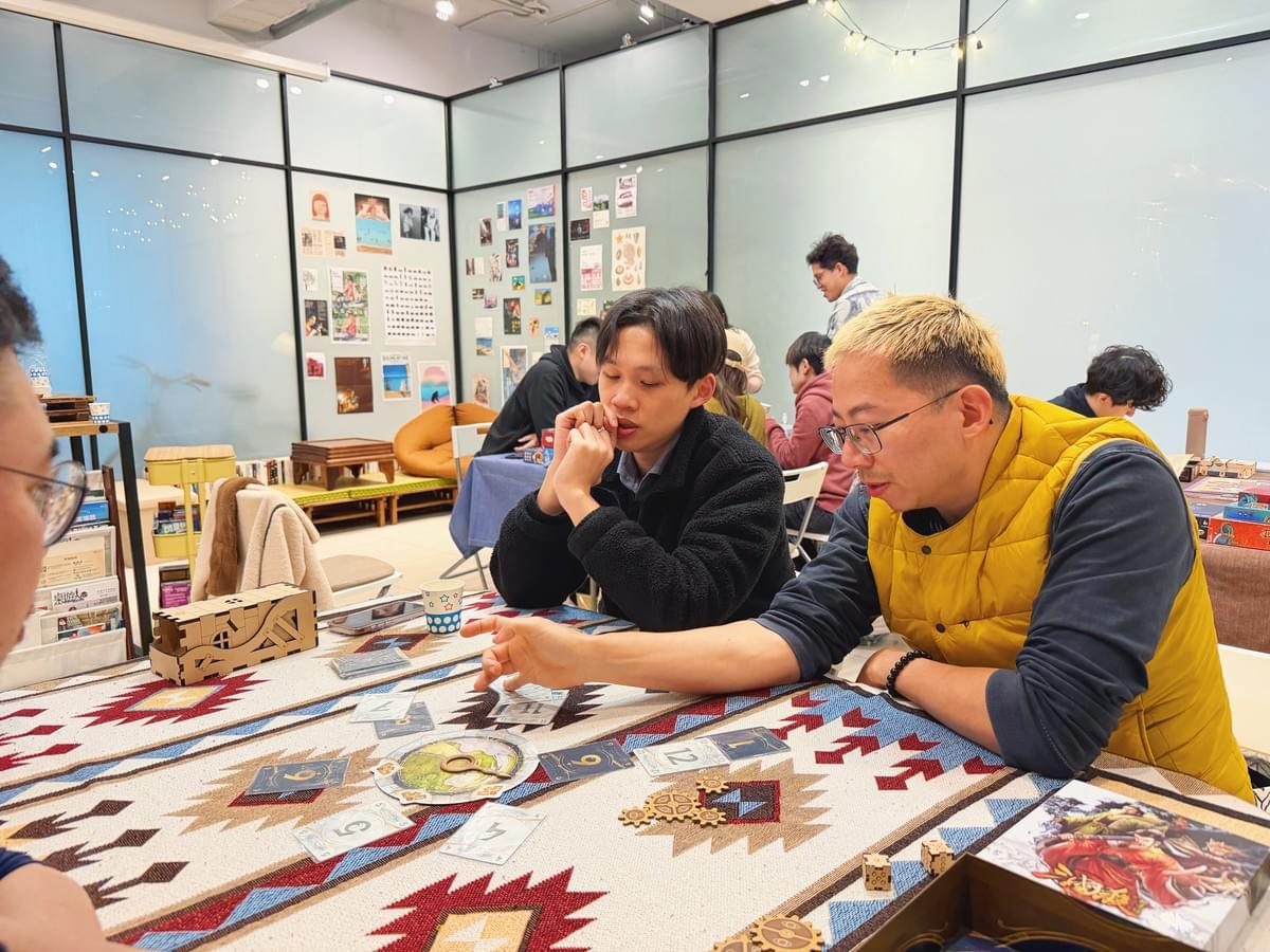 【活動花絮】3/13 解憂桌遊堂：從《達尼的次人格》到靜默建構的一晚｜解憂桌遊堂｜台北｜桌遊｜療寮生活館