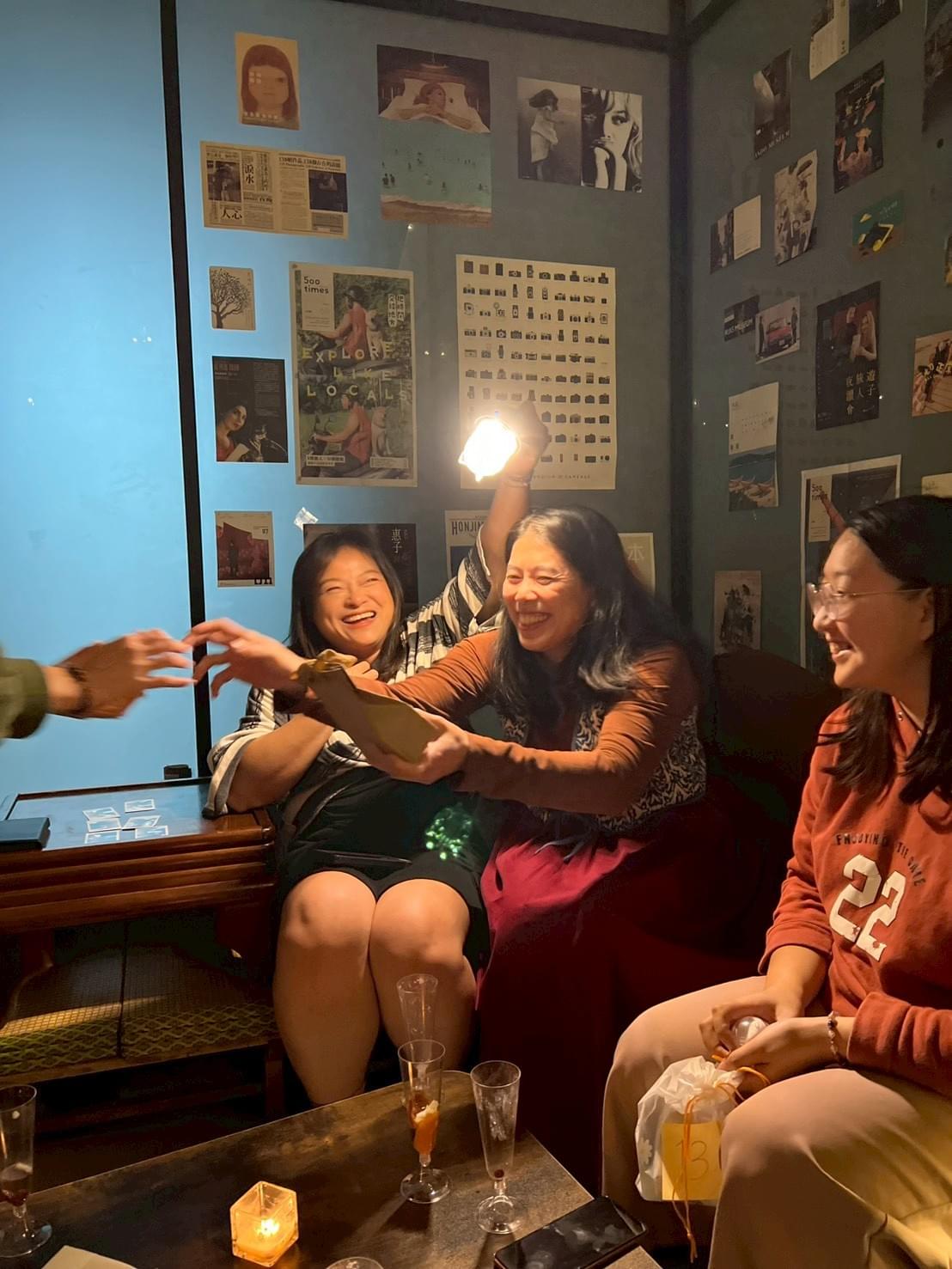 【活動花絮】2025 Tipsy Christmas｜一些關於「在場」的聖誕夜記錄｜療寮生活館 CHITCHAT LIFE