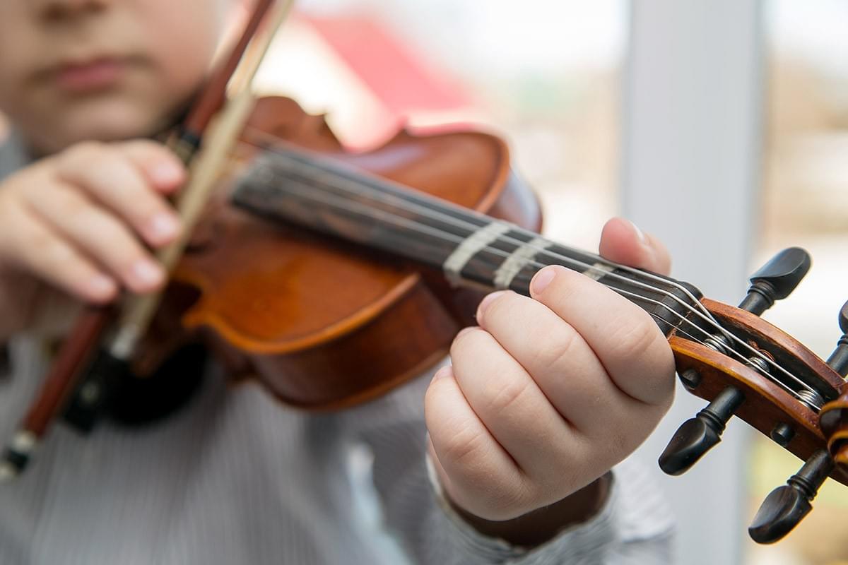 6 Benefits of Learning to Play String Instruments