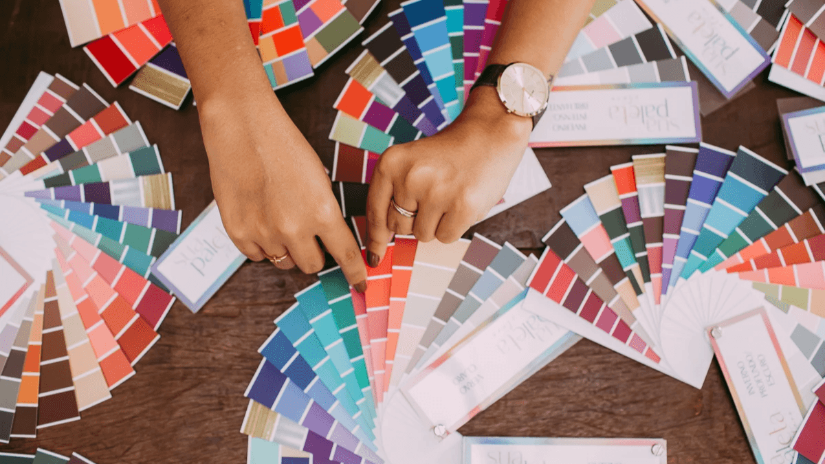 Från regnbåge till intäkter: Varumärkesfärger och deras magiska marknadsföringskrafter