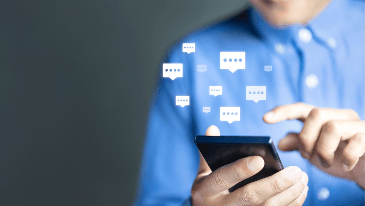 Sites de Microblogging : Se Connecter avec les Audiences par des Publications Courtes et Engageantes