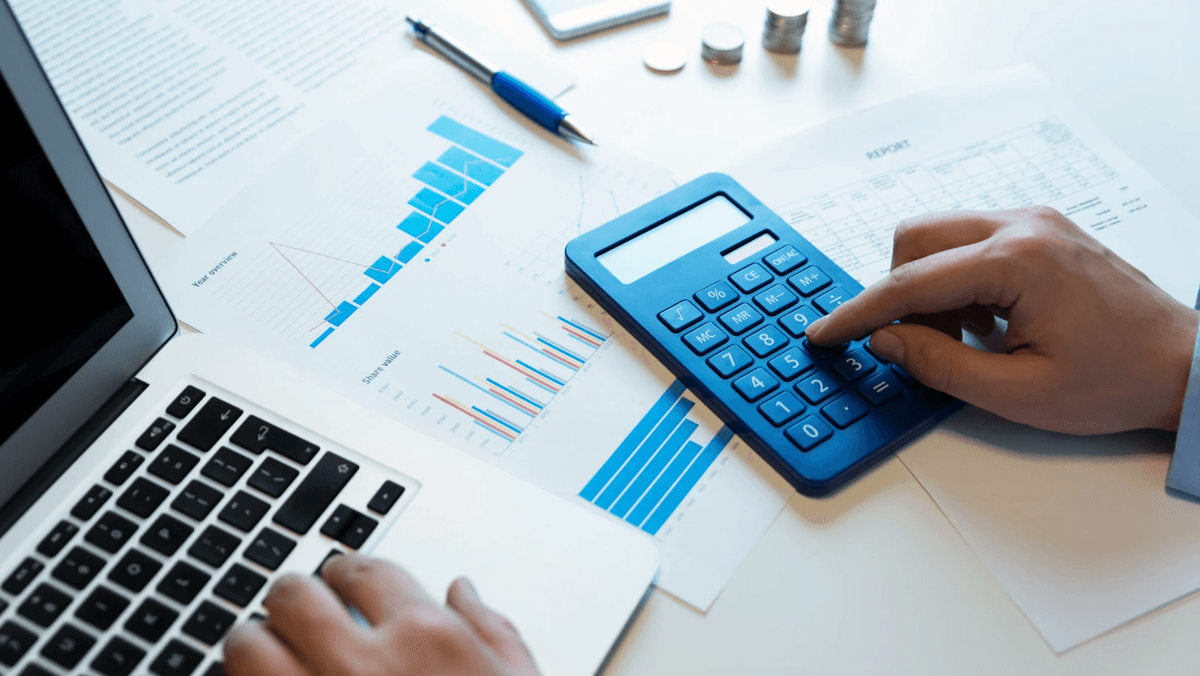 Thực hiện quản lý dòng tiền hiệu quả