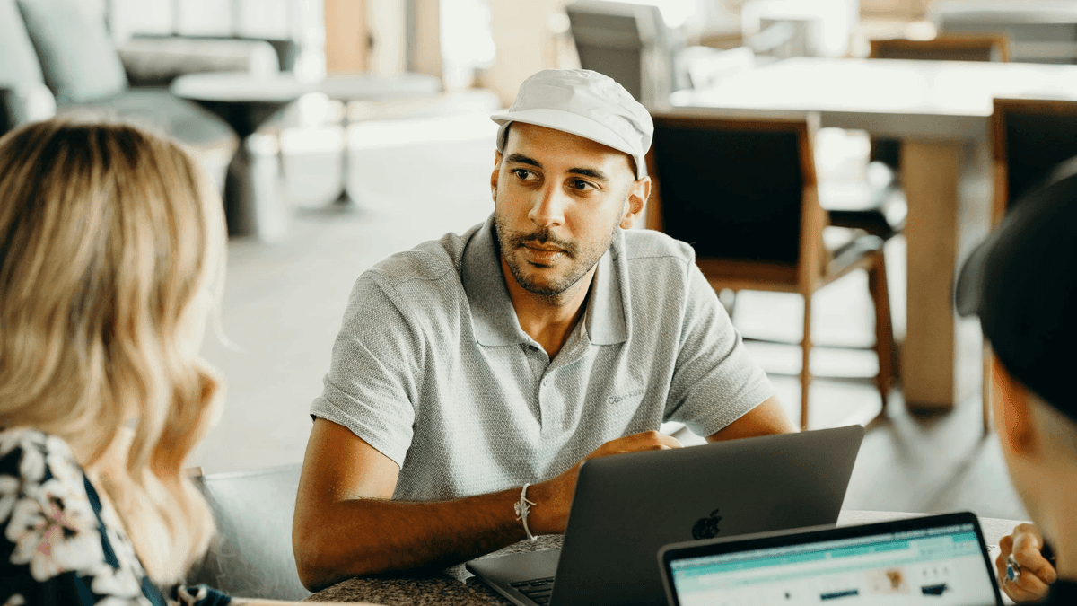 Comment trouver les bons services SEO pour les entreprises locales