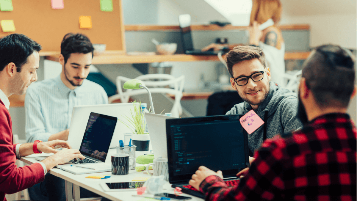 Les avantages de rejoindre un programme d'incubateurs de start-up : Accélérer la croissance et accéder aux ressources