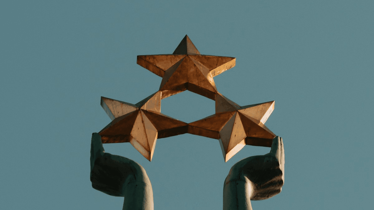 Sức Mạnh của Nhận Thức: Cách Đánh Giá Trực Tuyến Định Hình Hình Ảnh Thương Hiệu của Bạn