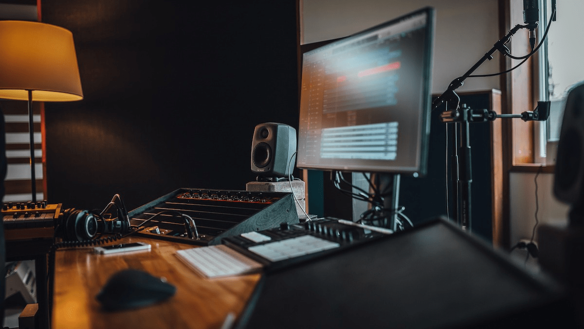 Mac or pc for recording studio