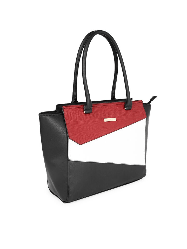 Black and white 2 addons