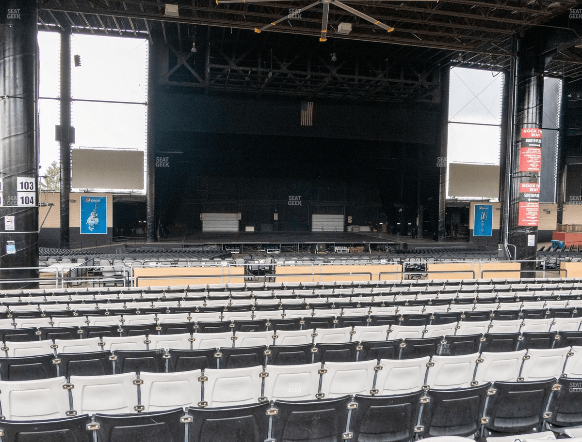 Hollywood casino amphitheatre events 2018