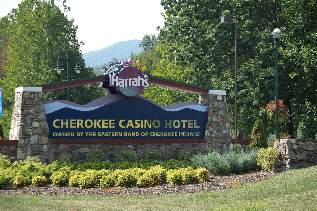 Cherokee casino sallisaw phone number