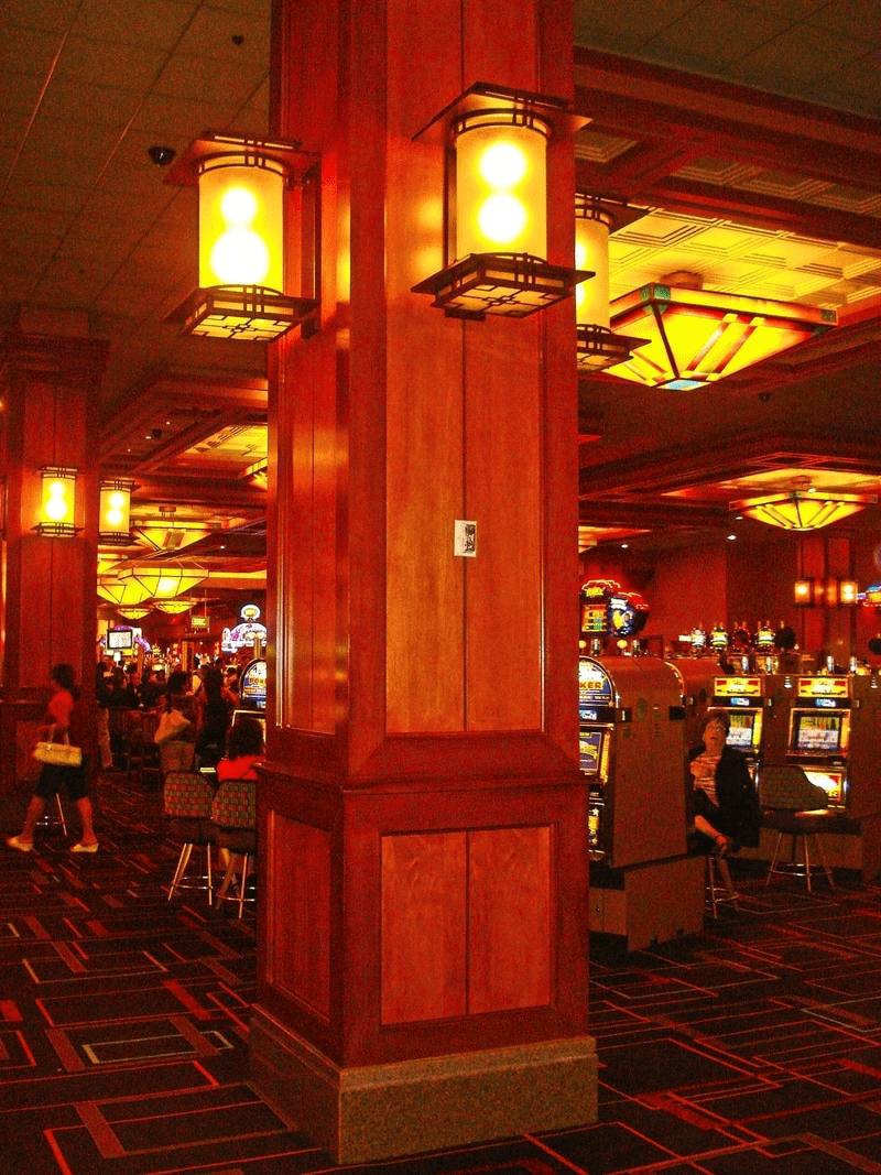 The oak room at pala casino