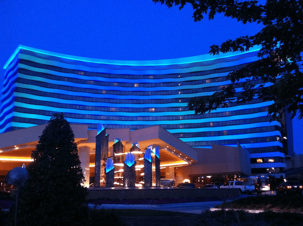 Closest casino to theodosia mo