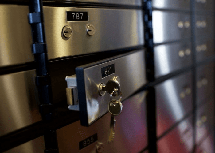 Bank safe deposit box cost