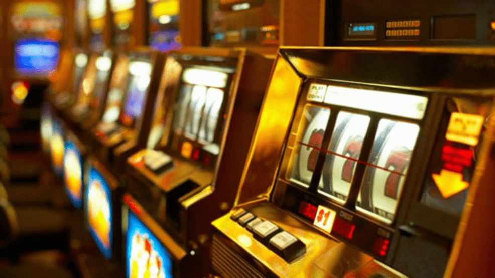 Are drinks free at oaklawn casino