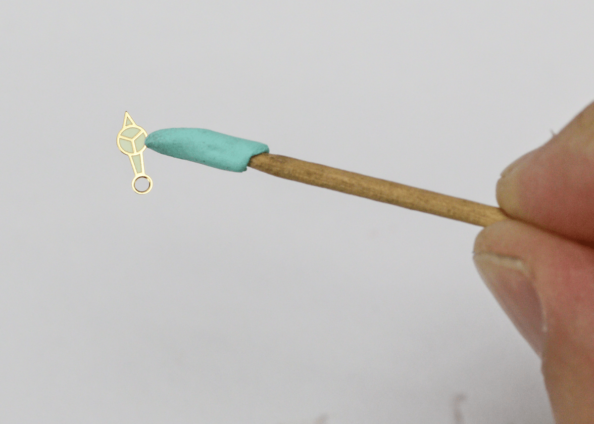 Mounting putty instead of rodico