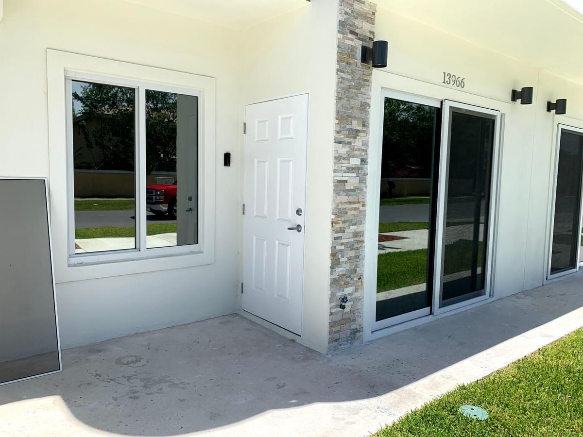 dual reflective tint for homes and business