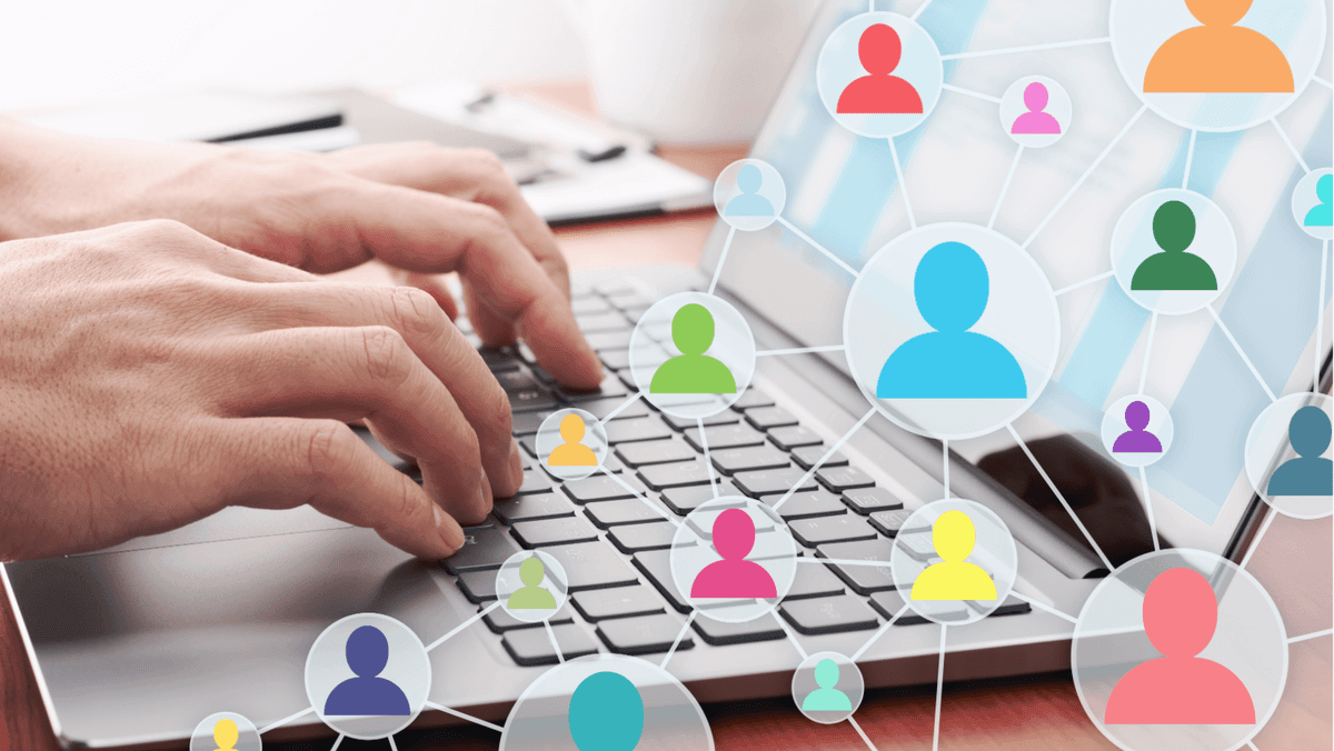 ما وراء الكلمات: كيفية التواصل مع العملاء على مستوى أعمق