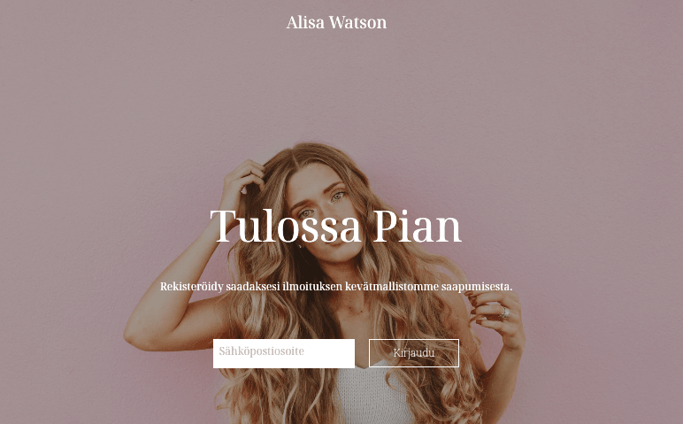 Alisa Watson verkkosivupohja Strikinglyltä