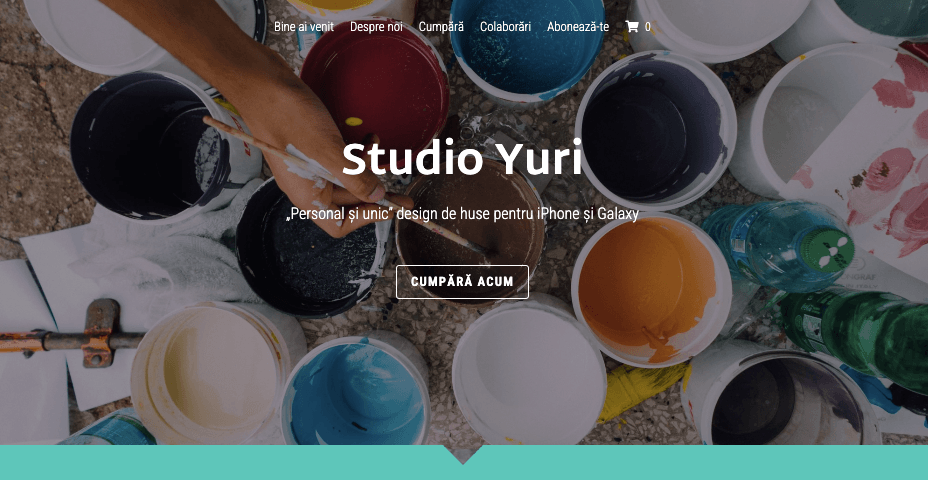 Șablon de husă personalizată pentru telefon Yuri Studio de la Strikingly