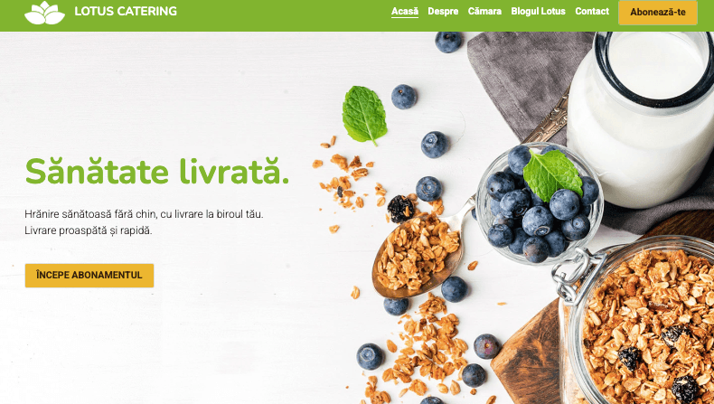 Șablon Lotus Catering de la Strikingly