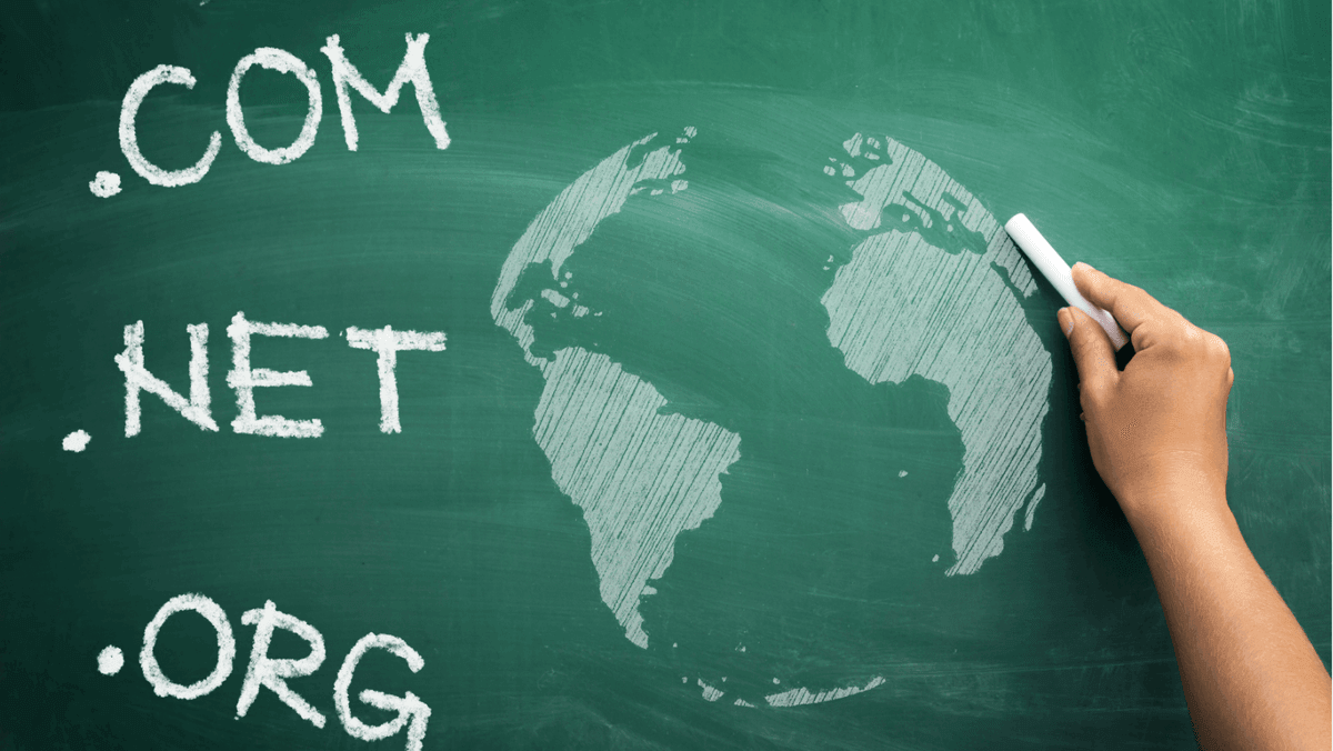 Cum să alegeți un nume de domeniu ca un profesionist