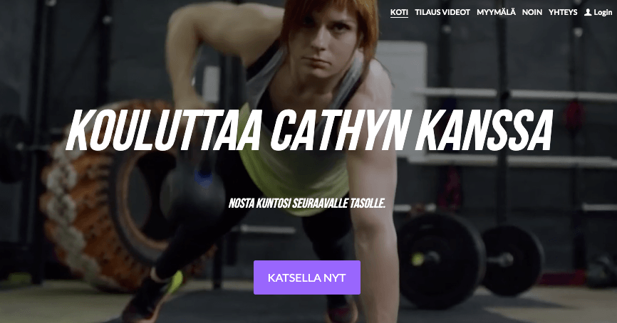 Harjoittele Cathy Fitness -markkinointimallin kanssa Strikinglyltä