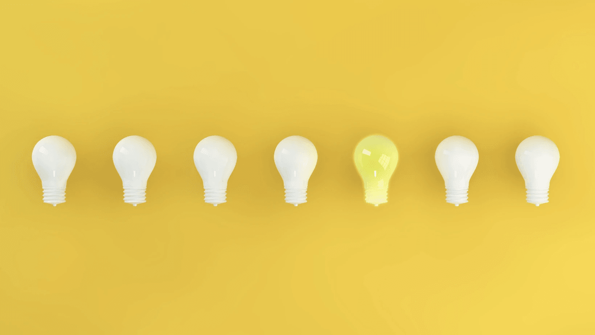 Ilustrație cu idei creative de marketing