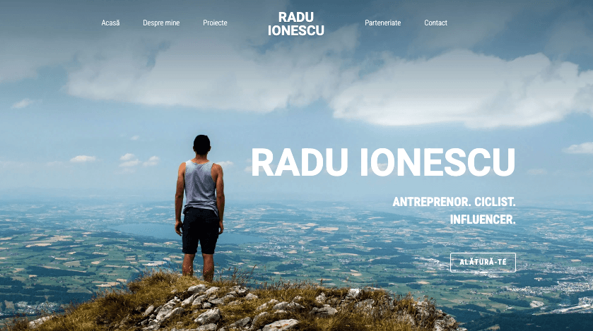 Șablon bright de la Strikingly