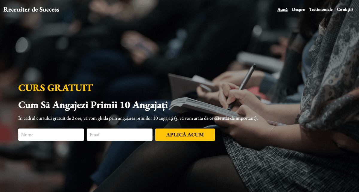 Șablonul de succes al recrutorului de la Strikingly