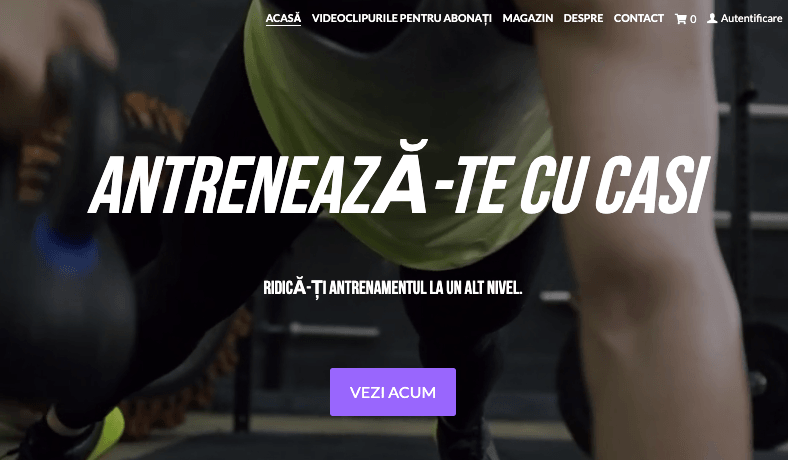 Instruiește-te cu Cathy Template de la Strikingly