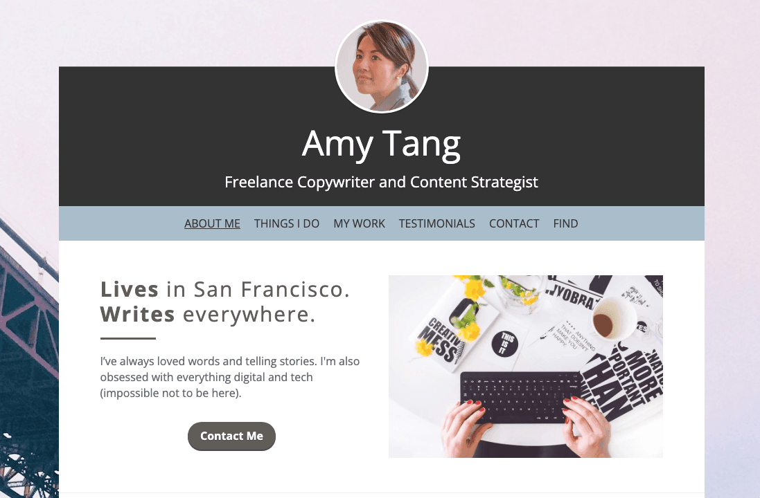 Szablon Profilu od Strikingly