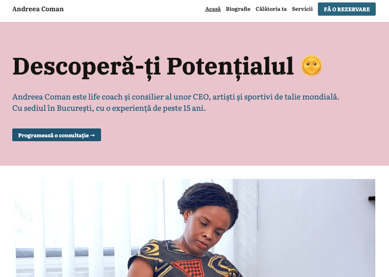 Șablonul Andrea de la Strikingly