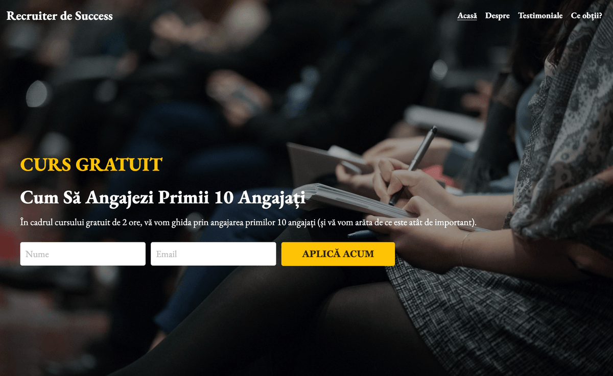 Șablonul de succes al recrutorului de la Strikingly