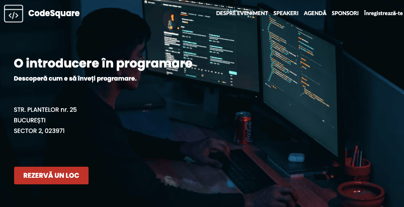 Șablon CodeSquare de la Strikingly