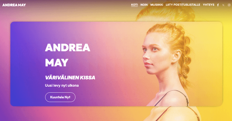 Andrea May -malli Strikinglyltä