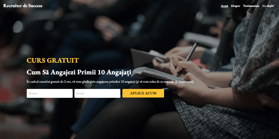 Șablon de succes în recrutare de la Strikingly