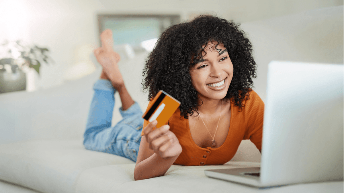 ما هو العملاء الأوفياء؟ أهمية الأعمال المتكررة