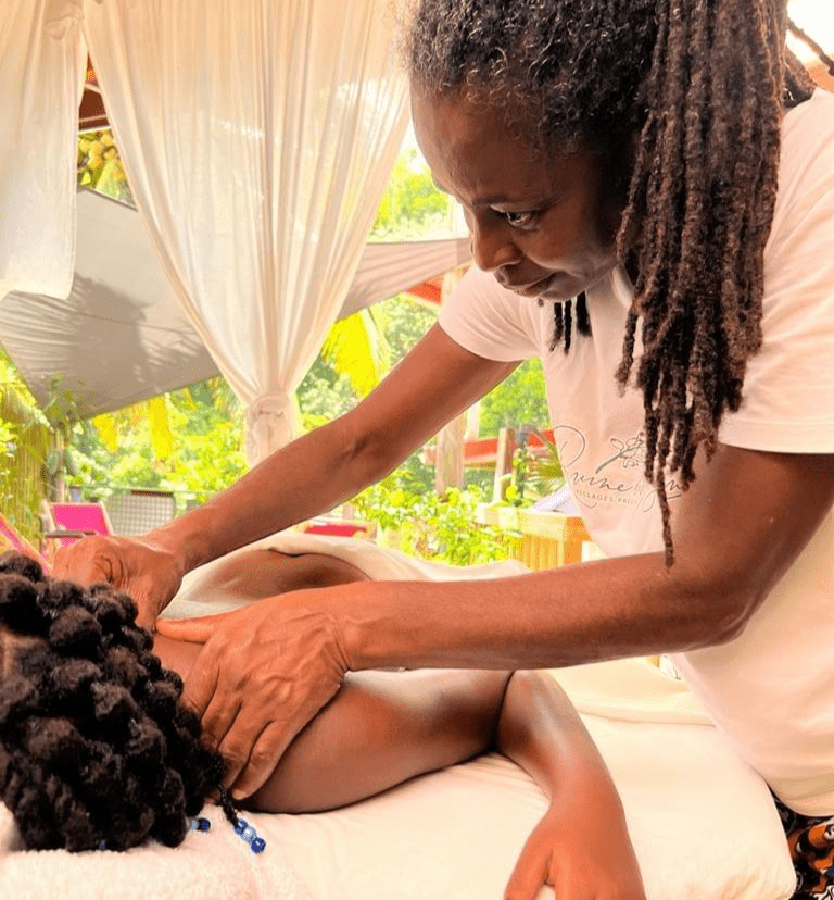 5-differences-entre-massages-pour-adultes-et-pour-enfants-spa-martinique
