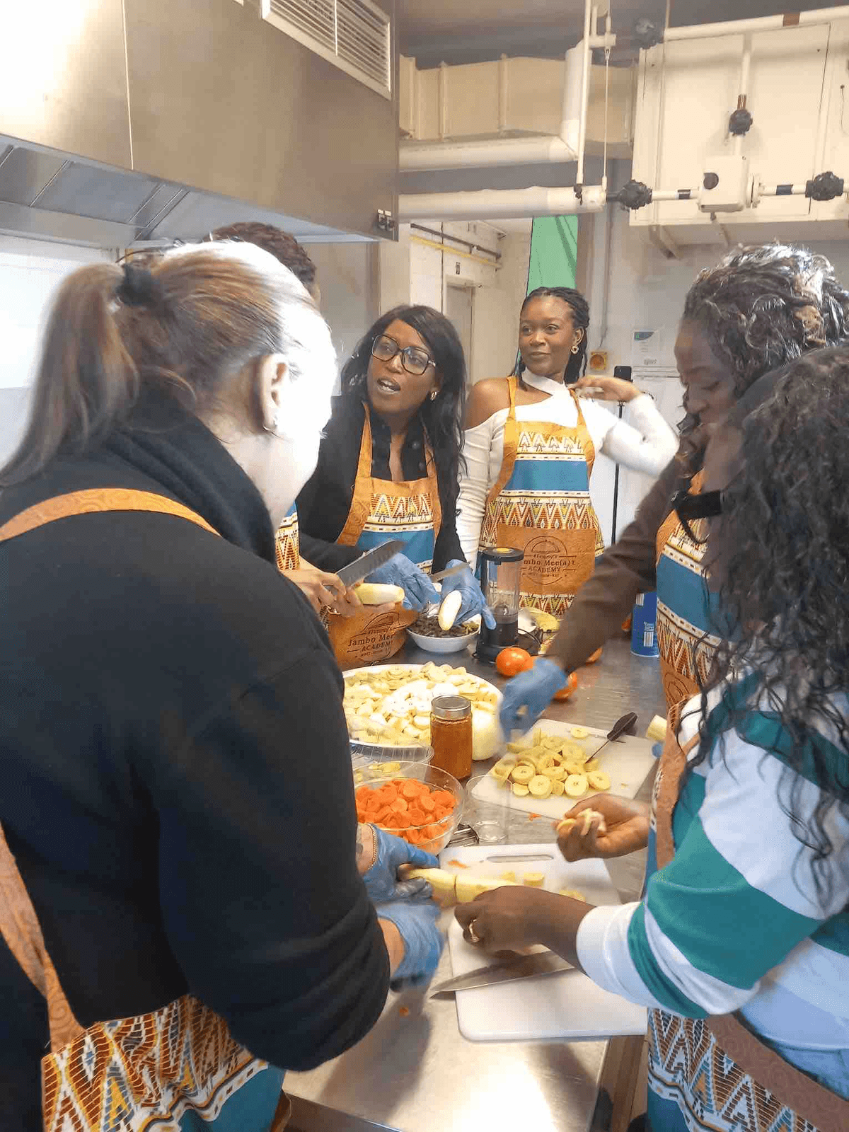 Atelier de cuisine nigériane à Bruxelles entre femmes | Escale Nigeria