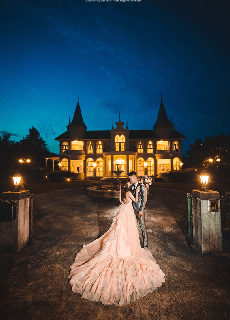 - Chen Zhiming "During the process of preparing for the wedding, the advice of the professional consultant made me feel incredibly at ease, sincerely thank you!" Our team has assisted over 500 pairs of newlyweds in realizing their dream wedding. Wedding dress photography ✕ Boutique dress ✕ Professional consultant ✕ Ceremony design